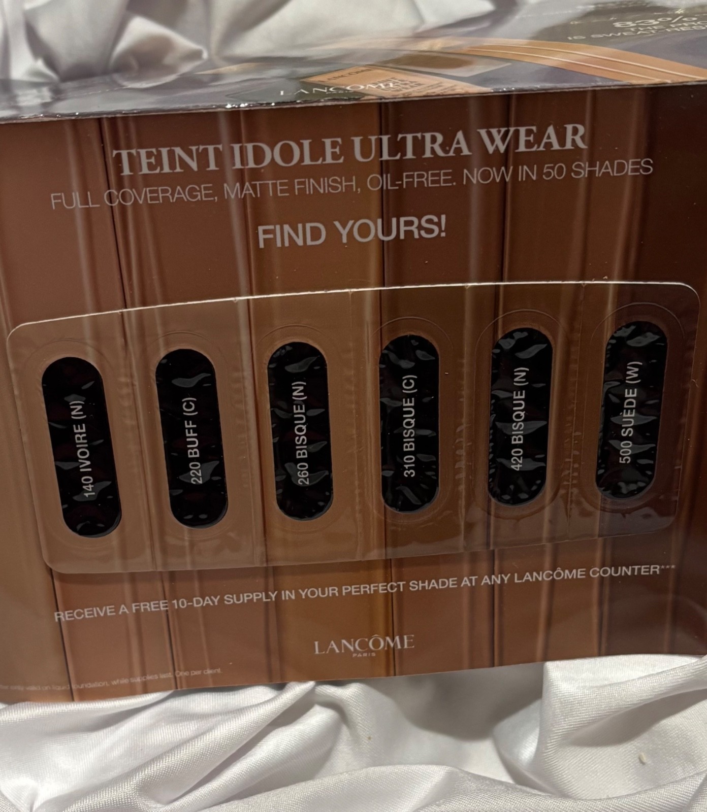 Lot 10 HIGH-END SKINCARE FULL SIZE cream Lipstick & SAMPLES + Kiko Milano Bag