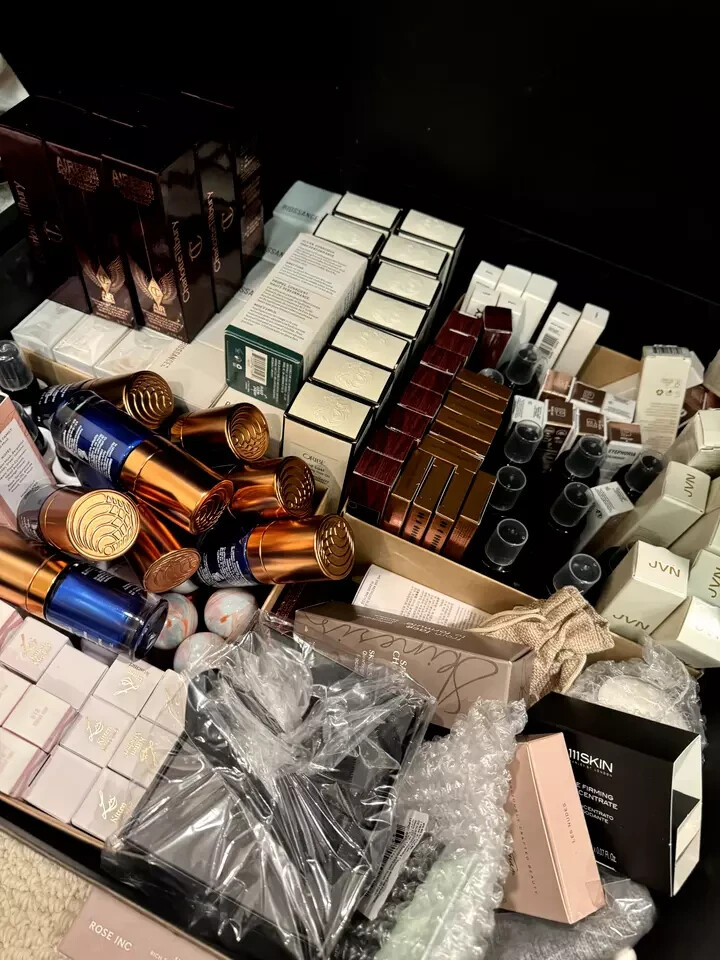 $500+ Value High End Custom Lot! Beauty & Skincare! READ DESCRIPTION! ORIGINAL