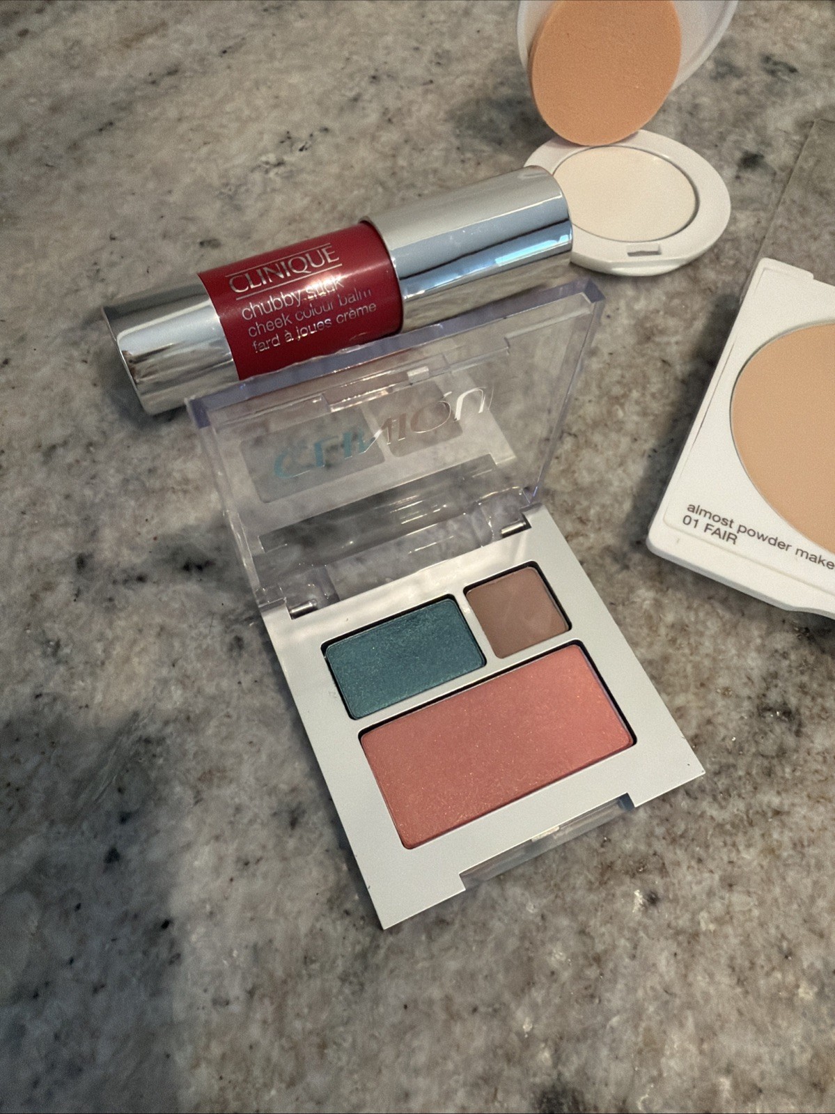 Clinique Makeup Bundle Matte Blot Powder, Eyeshadow, Spf 15 Powder & Chubby Stic