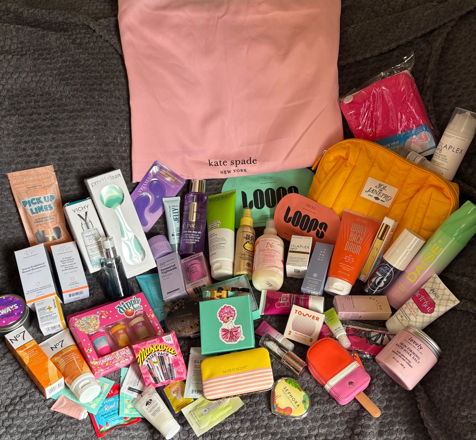 Huge Beauty lot Sephora SOL Vichy Fenty Ipsy Olaplex LOOPS MSRP 800+😍💕