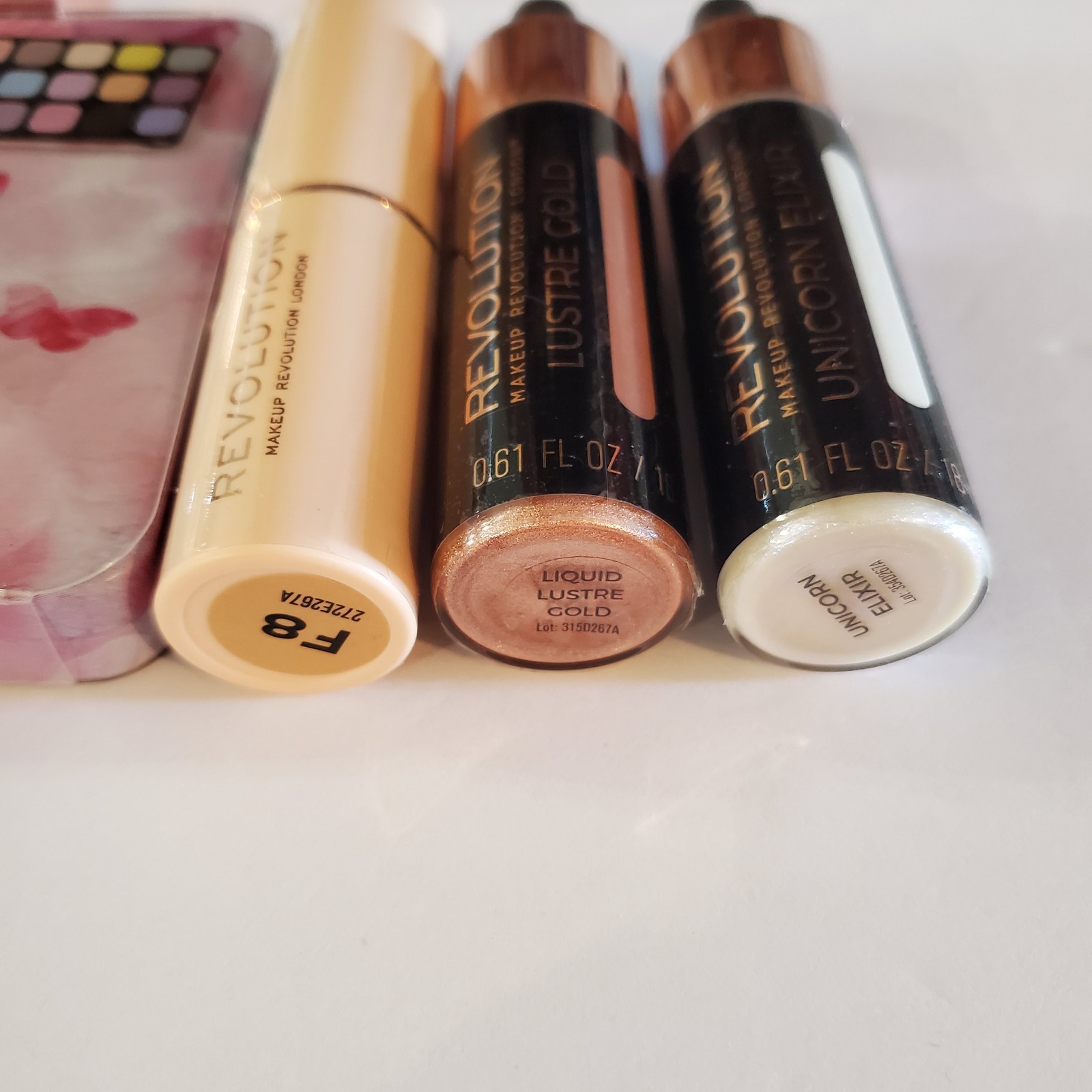 New 8 Piece Makeup Lot Eyeshadow, Concealer, Foundation, Lip Gloss, Highlighter