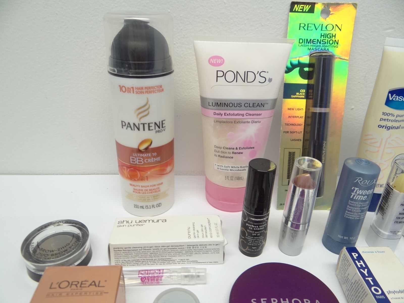 Mixed Lot of Women’s Revlon L’Oreal Pantene BB Crem Mascara Aveeno Maybelline