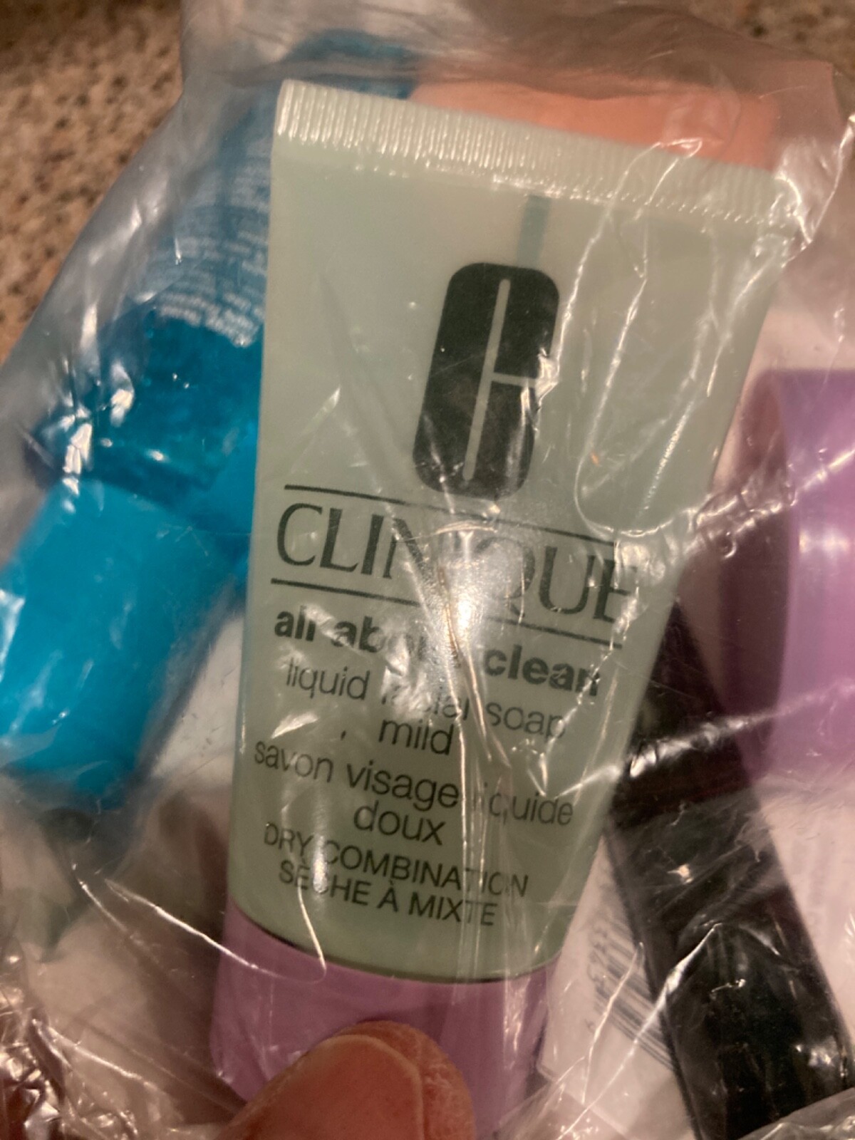 CLINIQUE FREE FULL SIZE SAMPLE PACK SEALED 5 ITEMS MASCARA LIPSTICK EYELINER ETC