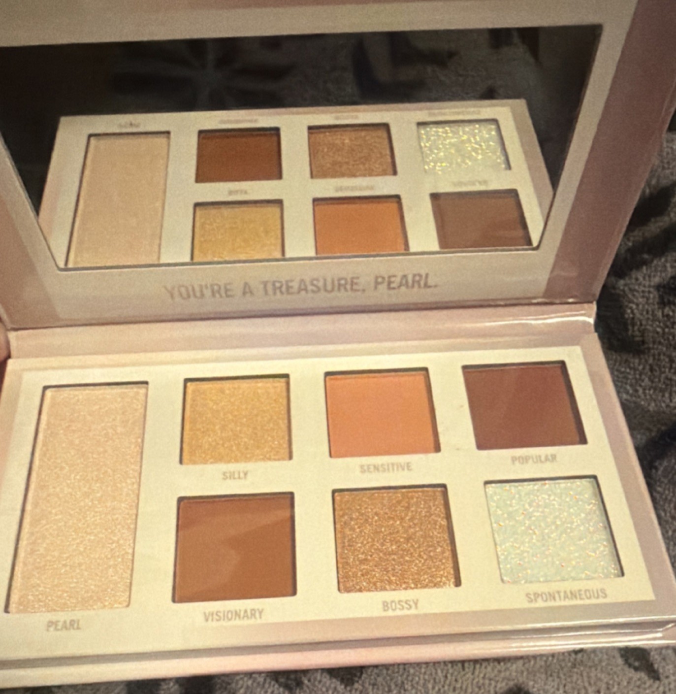 Revolution London & bh Mixed Lot Bronze Gold, Eye Light Shine, Chilled L…