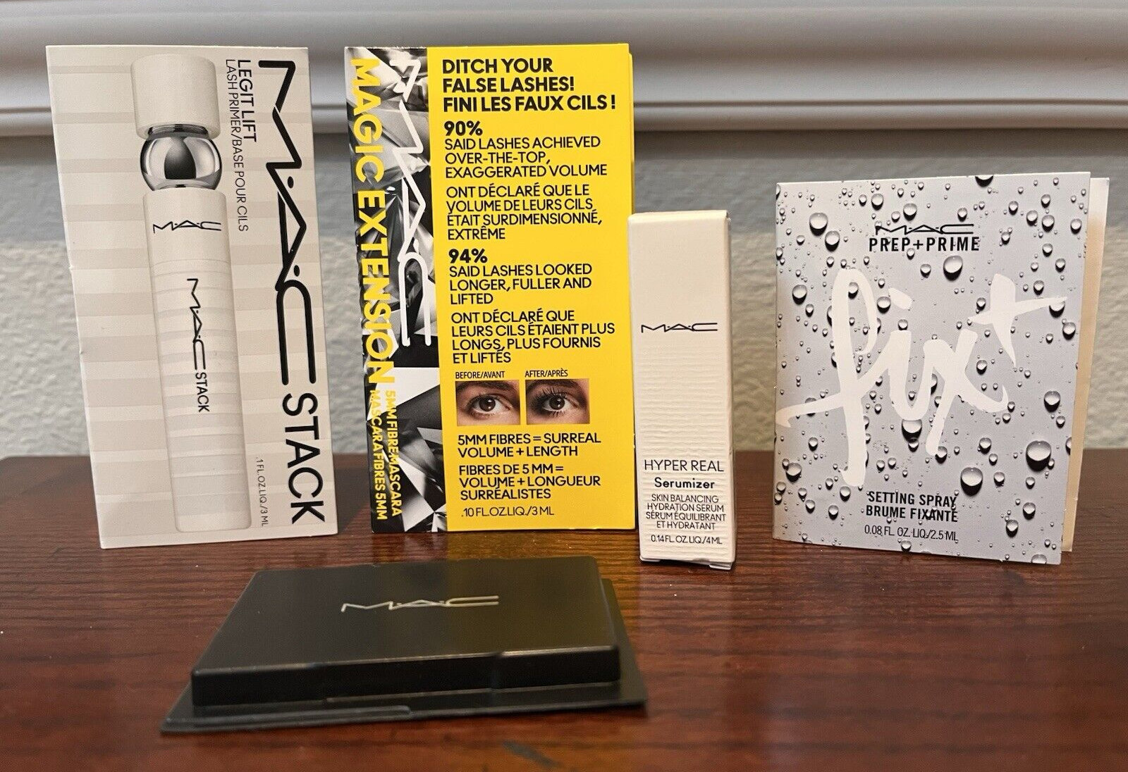 MAC Travel Lot PRIMER + MASCARA + SETTING SPRAY + POWDER FOUNDATION + HYPER REAL