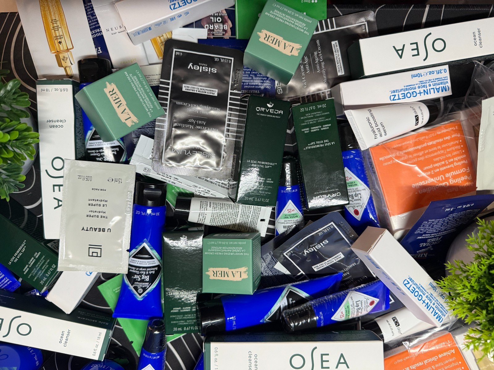 NEW! High End Mixed Lot | Skincare Makeup Hair Cosmetic Samples | FREE Gift!