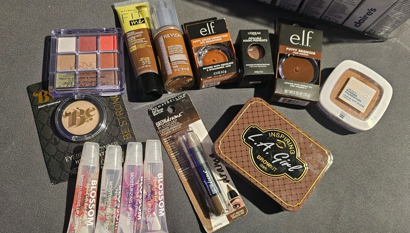 🌟 Makeup Lot – Maybelline, Revlon, e.l.f., L’Oréal – New Bundle