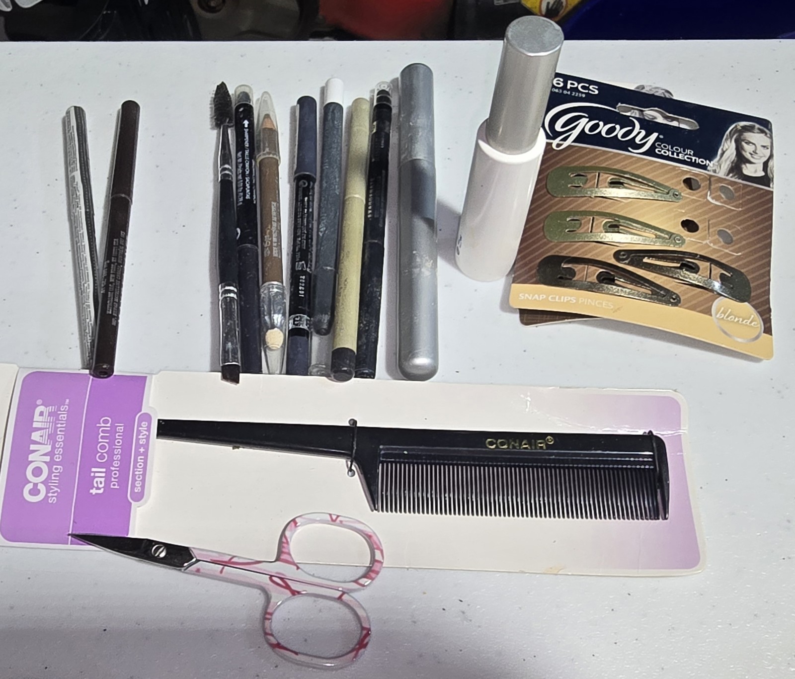 Large Lot Of New In Packaging, Discontinued Make Up. L’ Oreal, Revlon, Mabelline