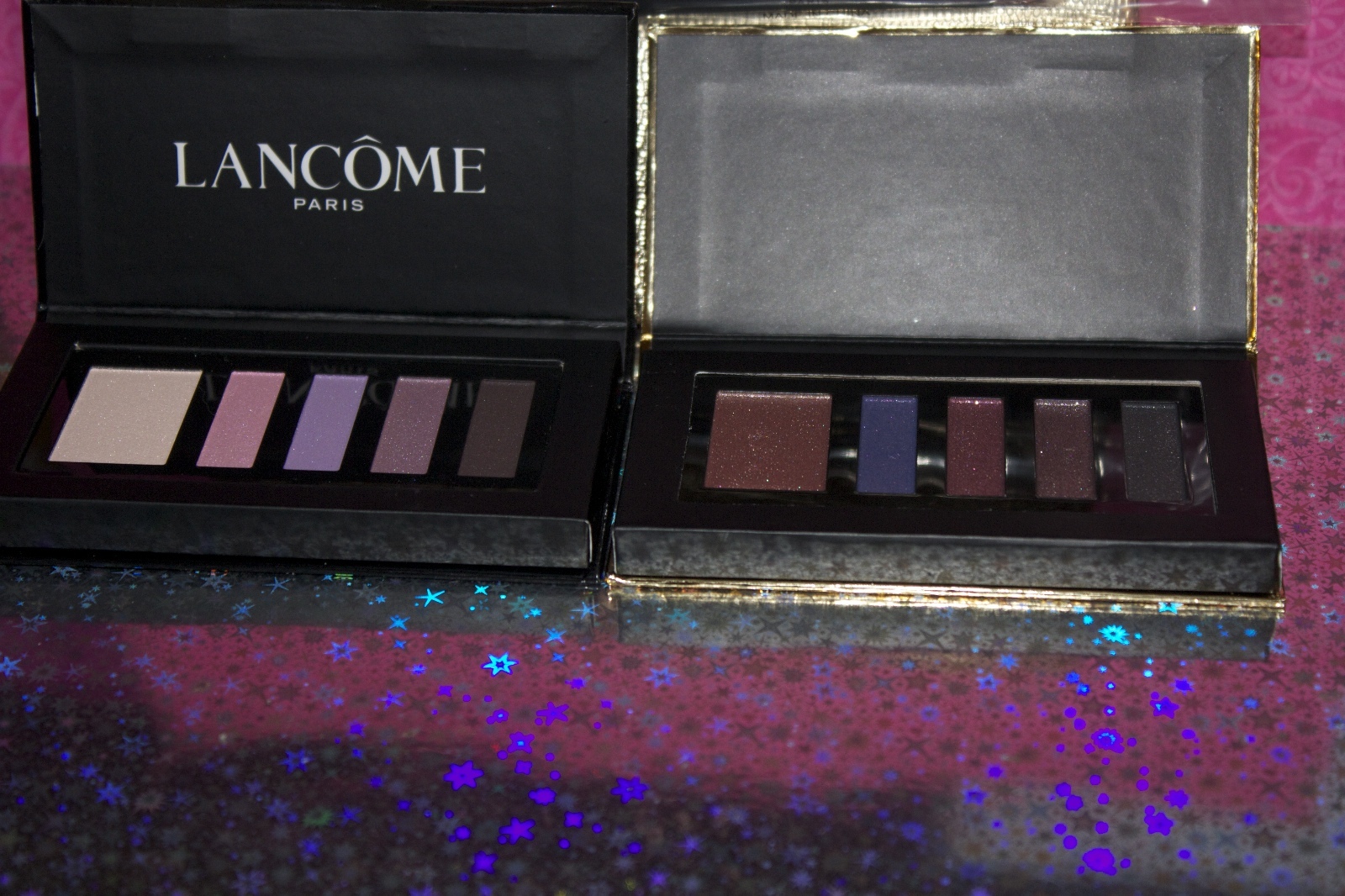 LANCOME LOT OF 5 PIECES COSMETIC BAG + 2 EYESHADOW PALETTE + BLUSH + BRUSH