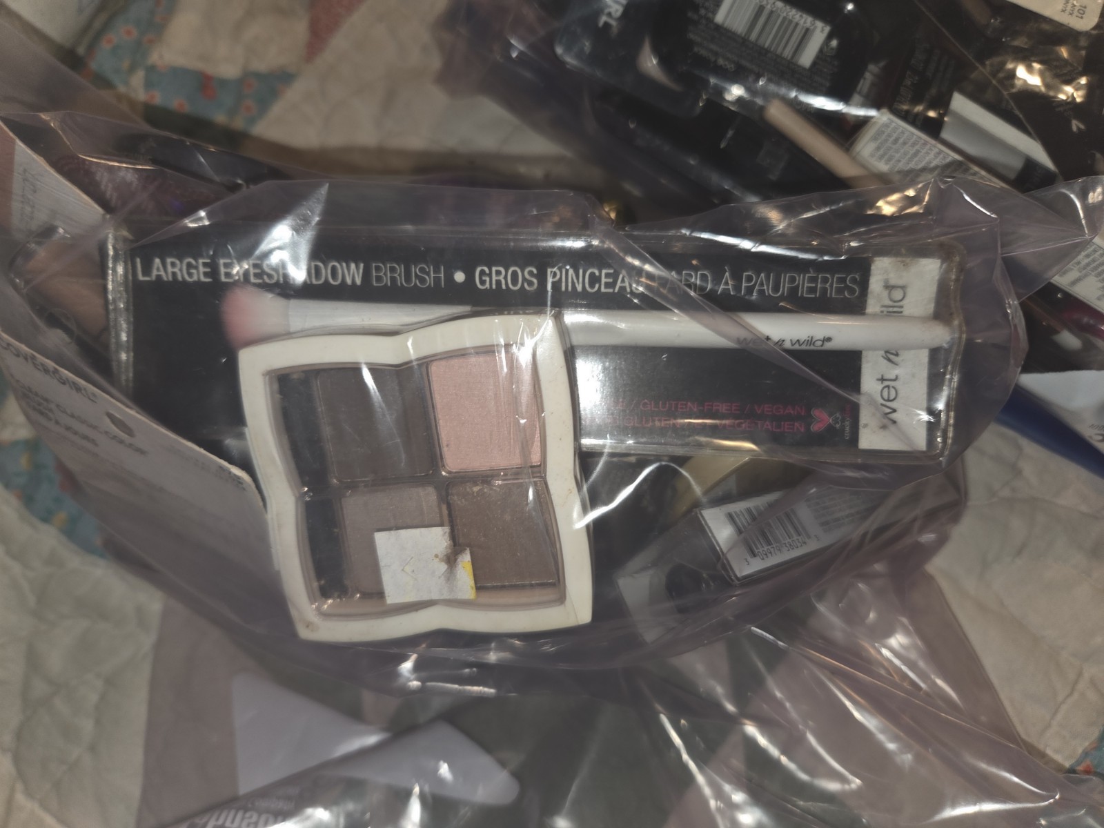 30 Piece Cosmetic Lot