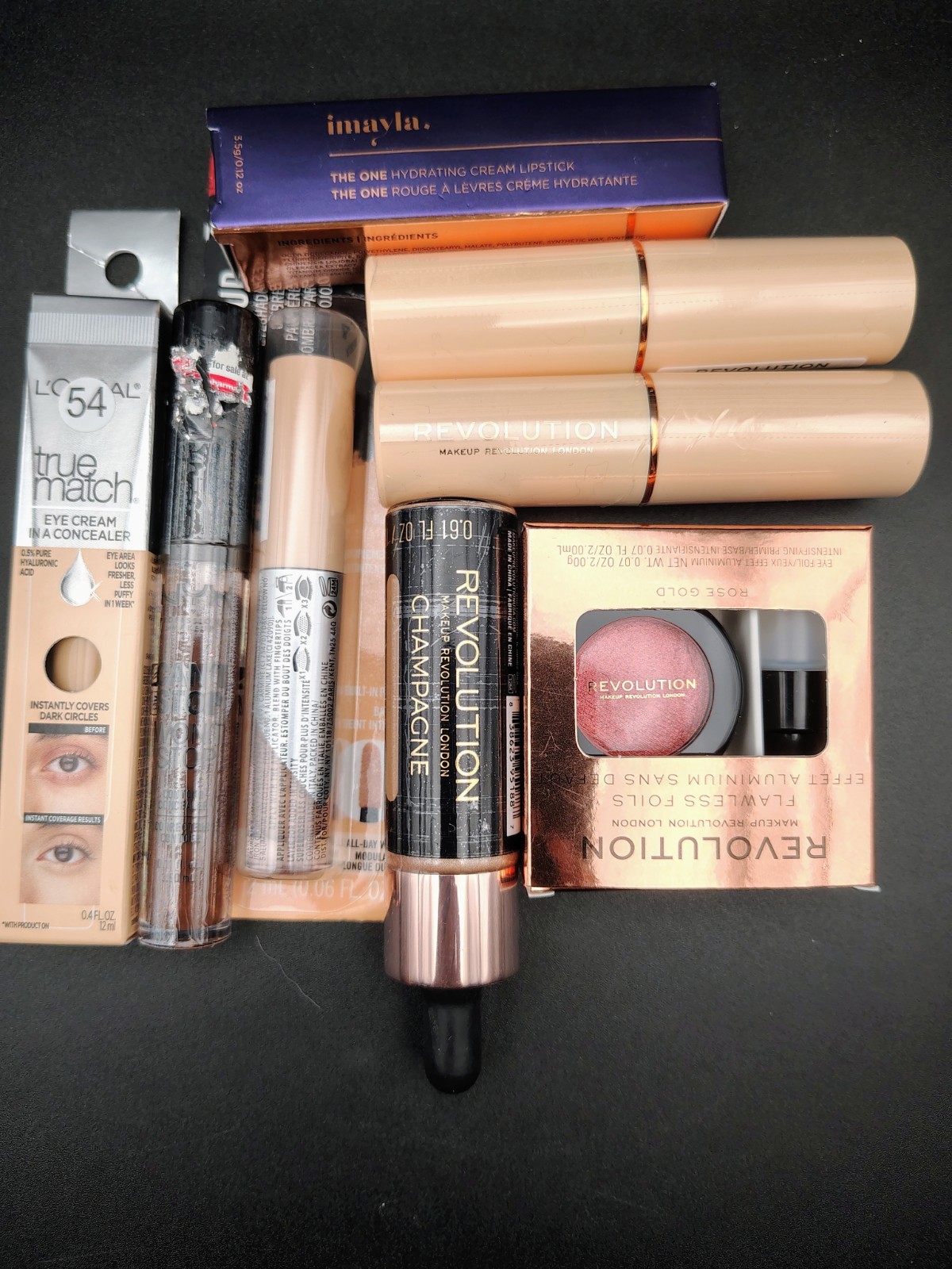 New 8 Piece Makeup Lot Eyeshadow, Concealer, Foundation, Lip, Highlighter