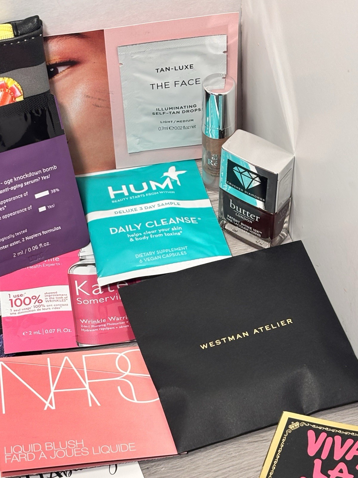 Huge 50+ Beauty Makeup Skincare Lot Deluxe Sample Sz Ulta Sephora and bags