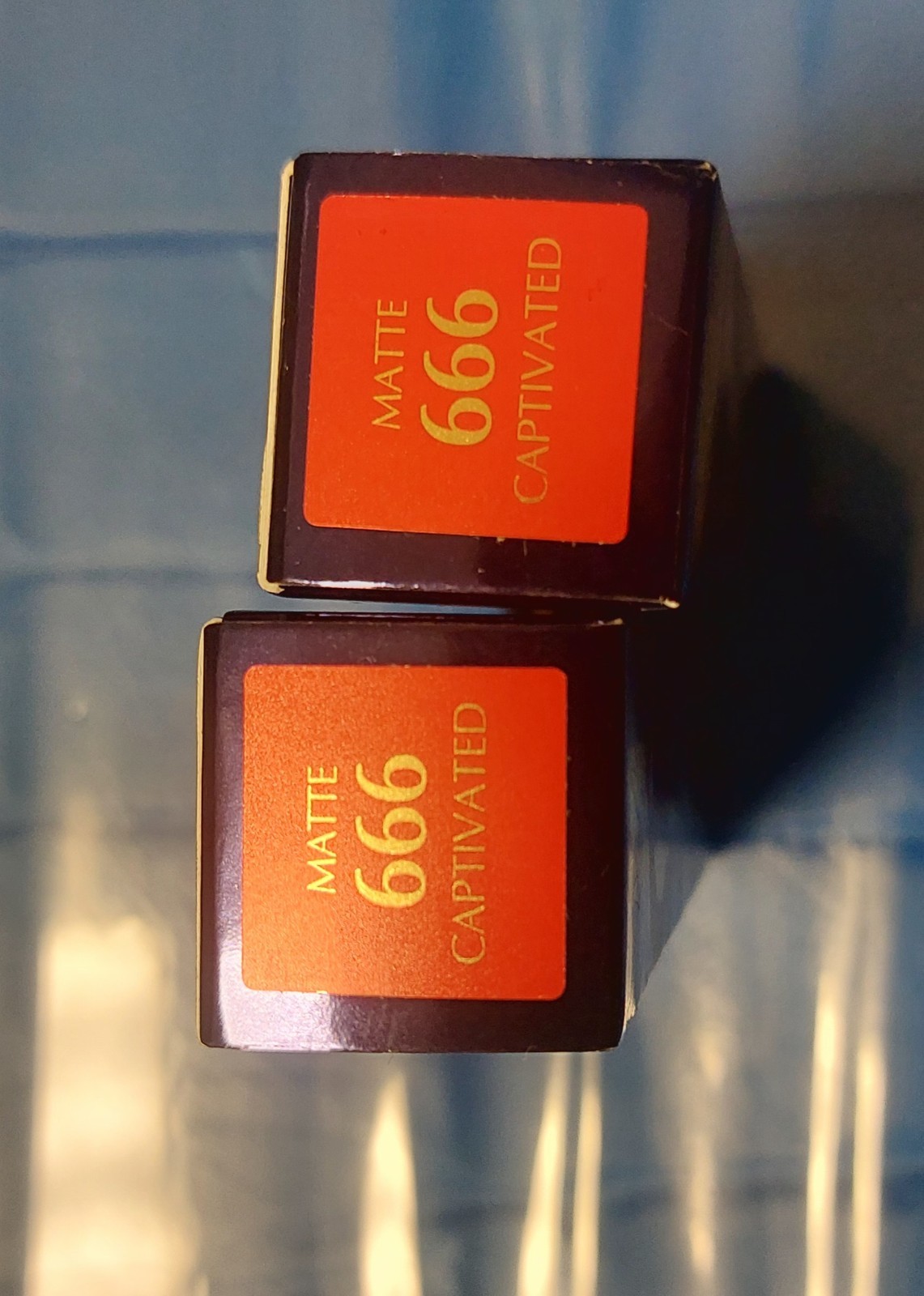 Estee Lauder Lot Bundle: Lipstick, Lip Oil and Glosstick. New. Free Shipping