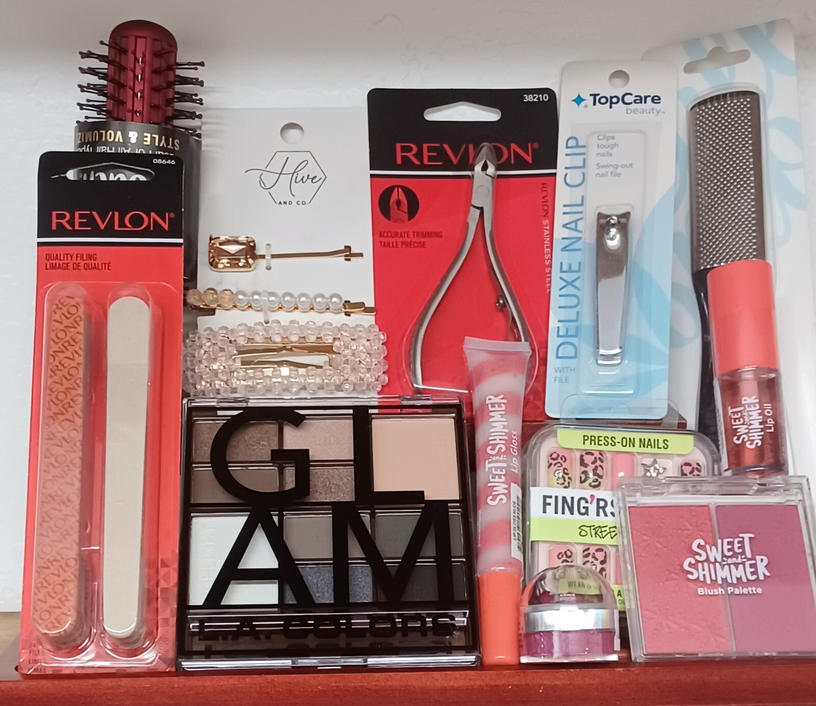 11 pc Mixed MAKEUP BEAUTY Lot Cosmetic Bundle Lots Skin , Self Care Cosmetics