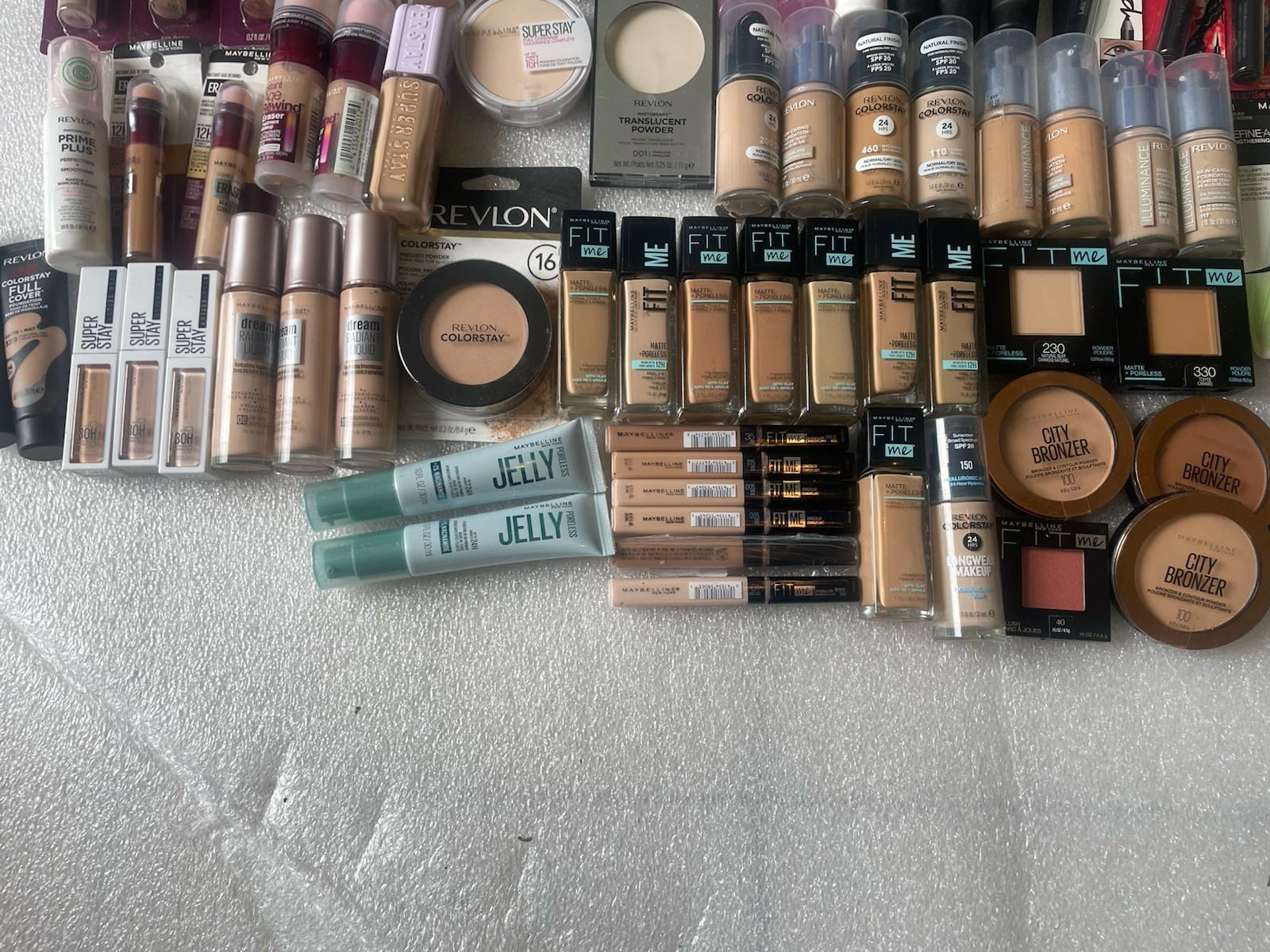 100 X Maybelline/ Revlon Mixed Makeup Lot! Assorted With Dups View Eye, Lip, Fac