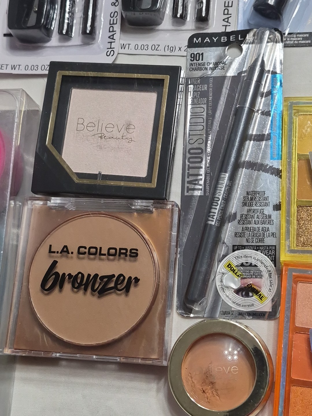 New Makeup Lot of 27 Covergirl Maybelline LA Colors Wet N’ Wild Eyes cheek Face