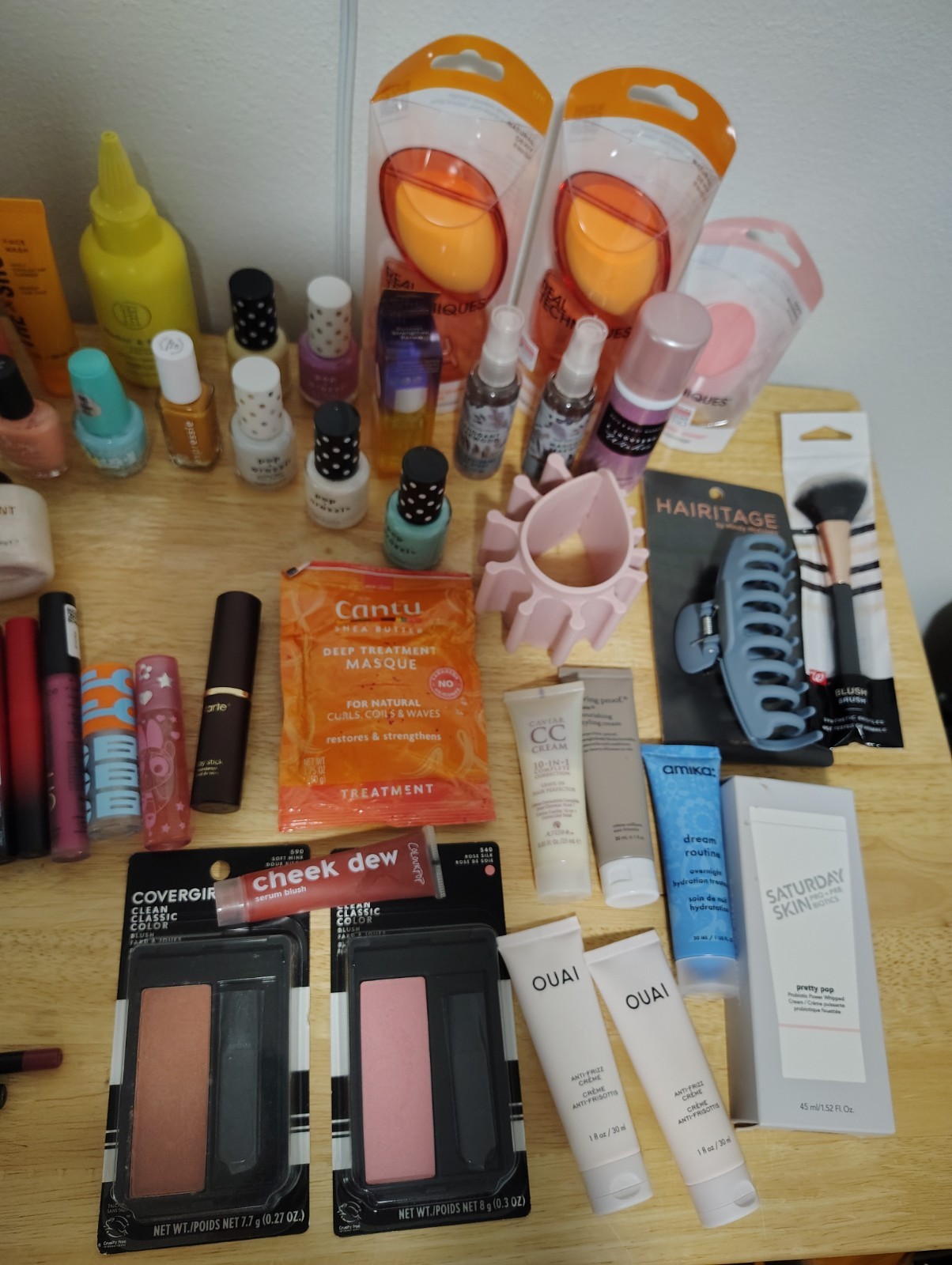 Lot Of 84 Pieces Of Beauty, Hair & Skin Care + Free Gifts!