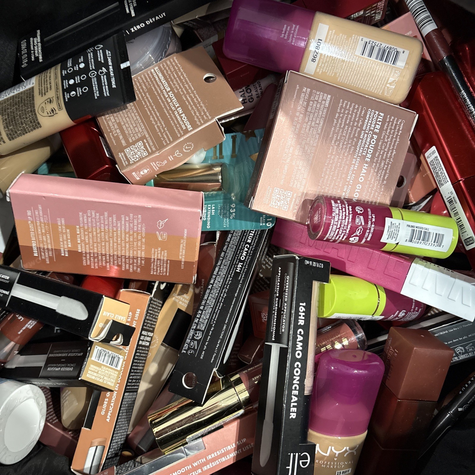200 Piece RANDOM pull wholesale makeup lot Maybelline elf covergirl Almay Loreal