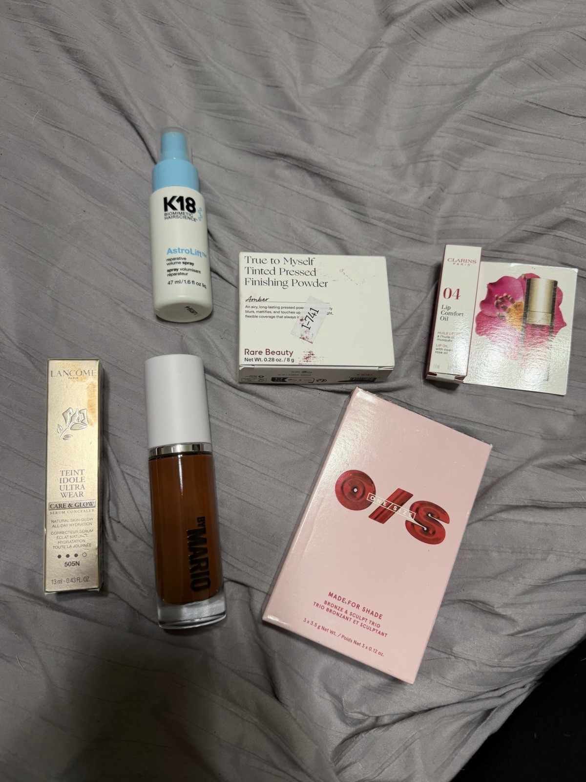 Mixed Brands Beauty Lot: Lancôme Serum Concealer, Rare Beauty Powder, K18