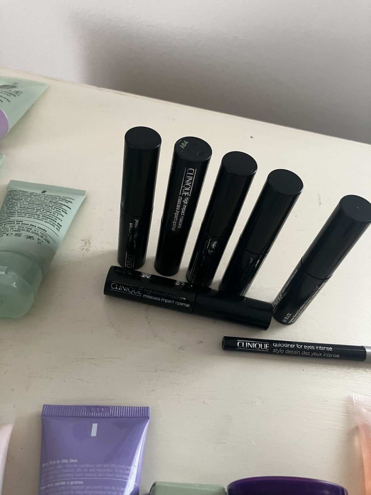 Clinique Beauty Lot (20+ New Clinique items) + few bonus brands added on