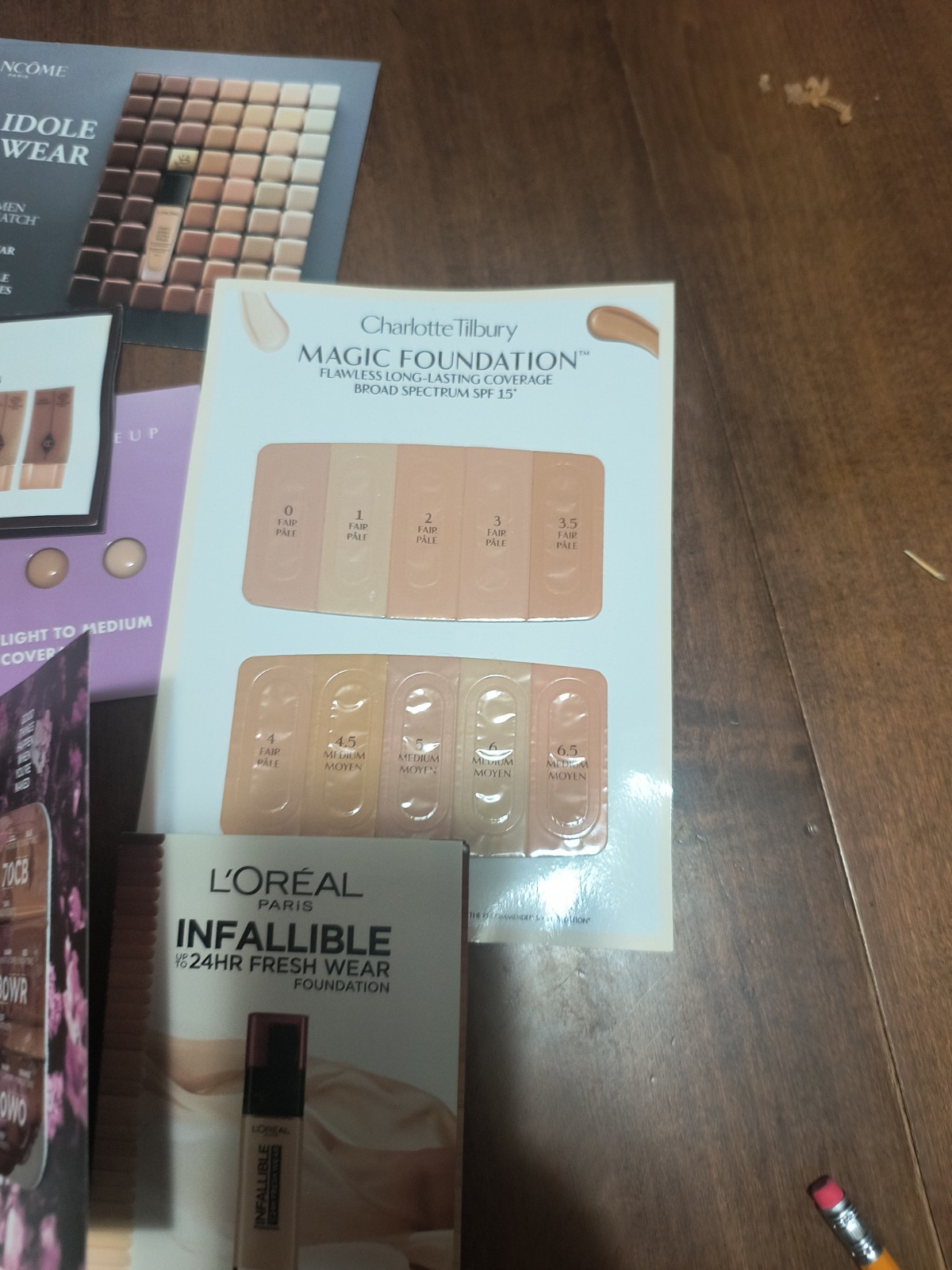 Lot of 17 Random Mix Brands Foundation/Concealer Samples