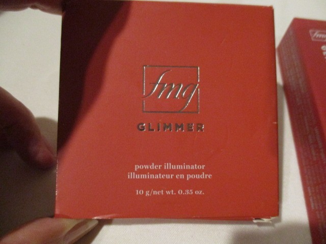 AVON Glimmer Powder Illuminator in ROSE` And Supershock Volumizing Mascara-BLACK