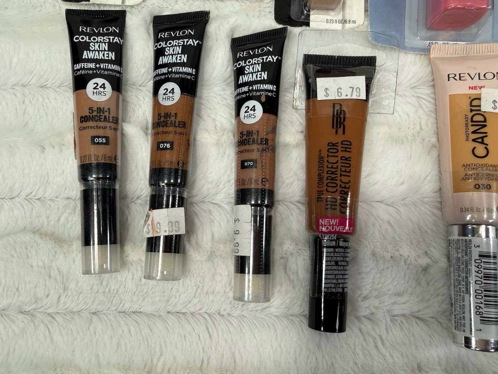Large Lot Of Makeup Foundation Coverup Lip Gloss Liners Revlon Covergirl