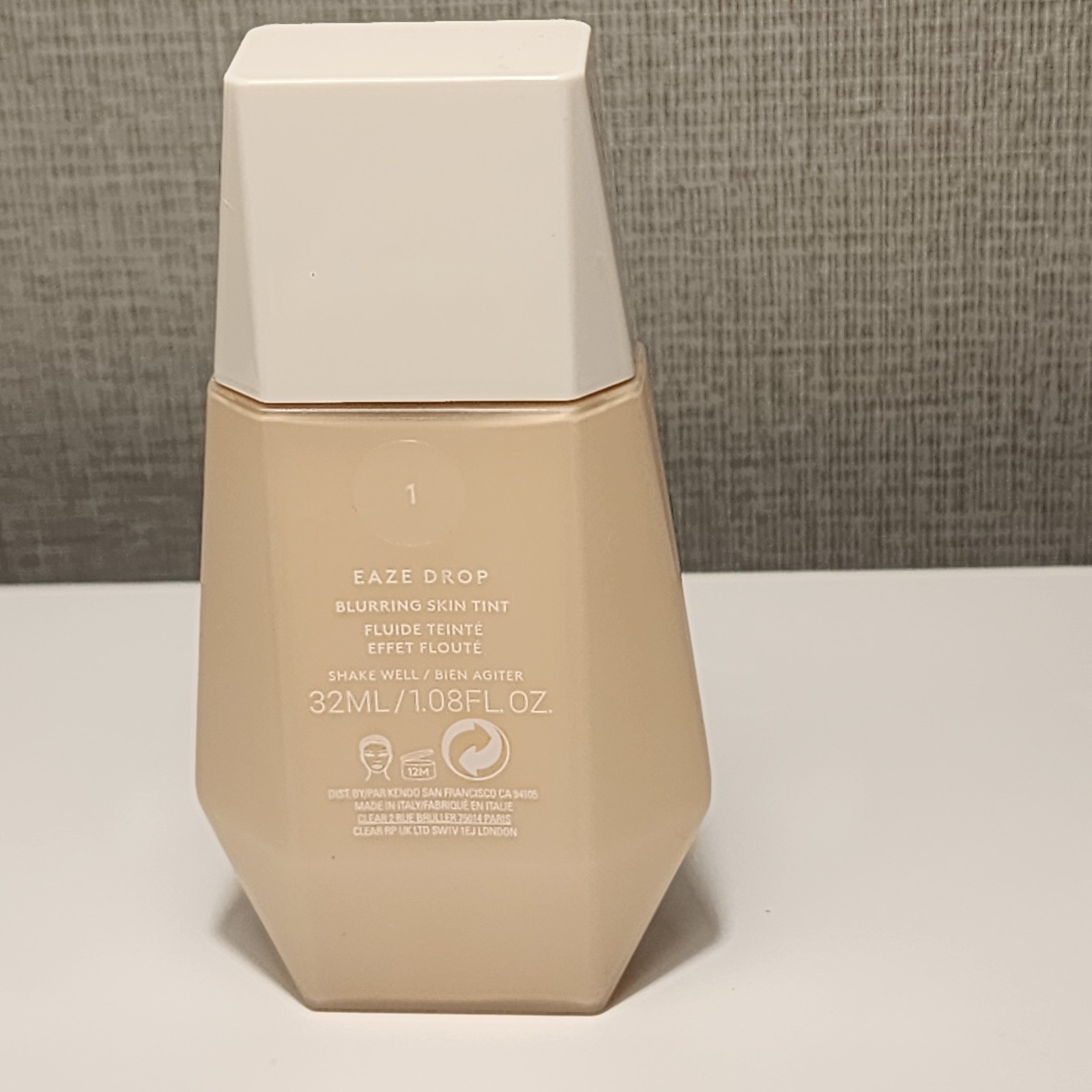 FENTY BEAUTY LOT Blurring SKIN TINT Shade #1 32ml + CHEEK Blush Bubbleband$ 4.0g