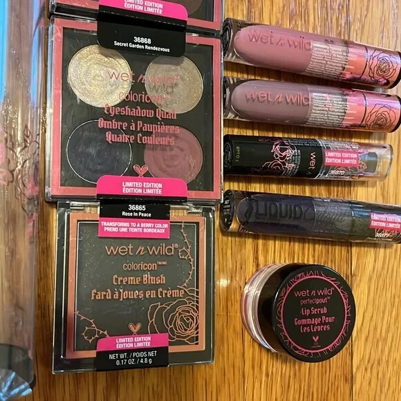 New 10 Wet N Wild Rebel Rose Brush Eyeshadow Lipstick & Scrub Limited Edition