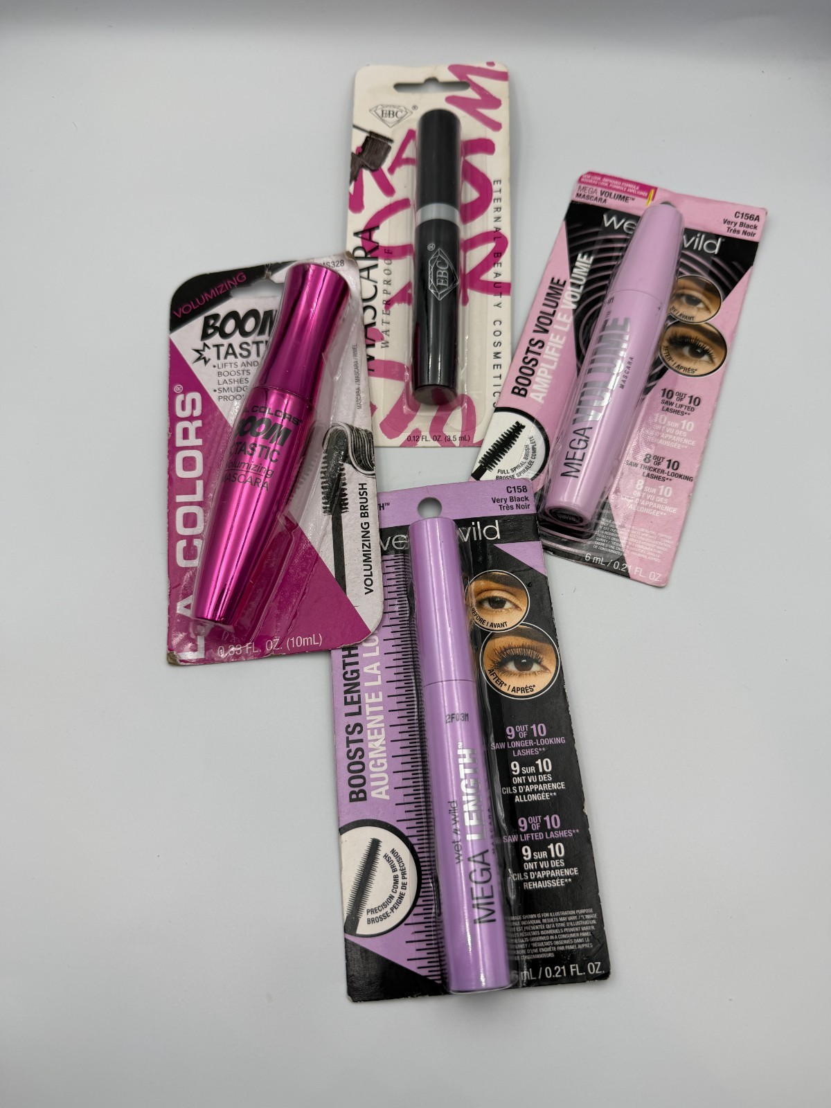 4PCS Mixed Mascara Lot Wet N Wild Mega Volume Mascara, LA Colors Boomtastic, etc