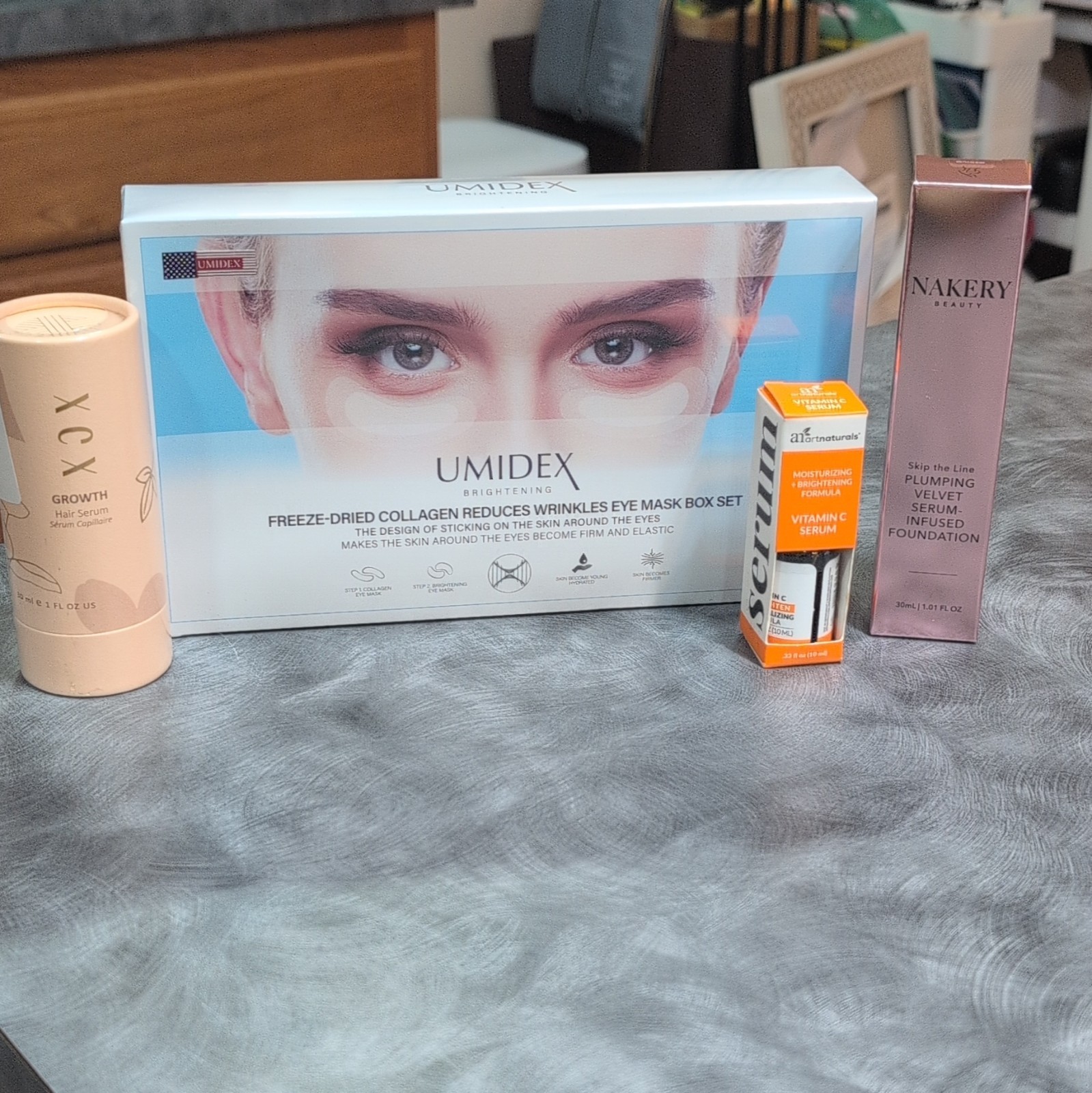 Mixed Brands Beauty Lot-UMIDEX Eye Mask, ArtNaturals Vit C, NAKERY Foundation