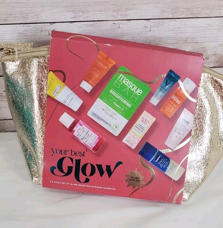 Lot Of 2 New Target Beauty Bags Your Best Glow And Be a Natural With Makeup Bag