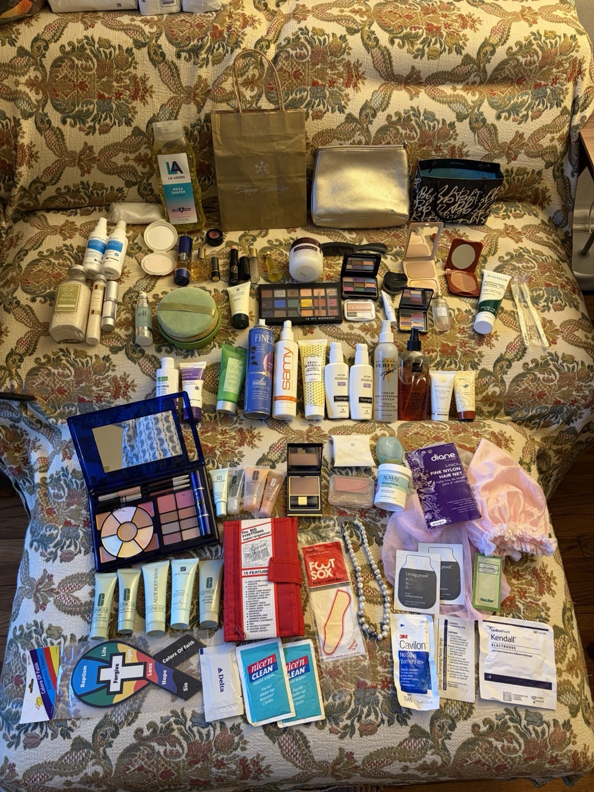 Make Up All Is 15$