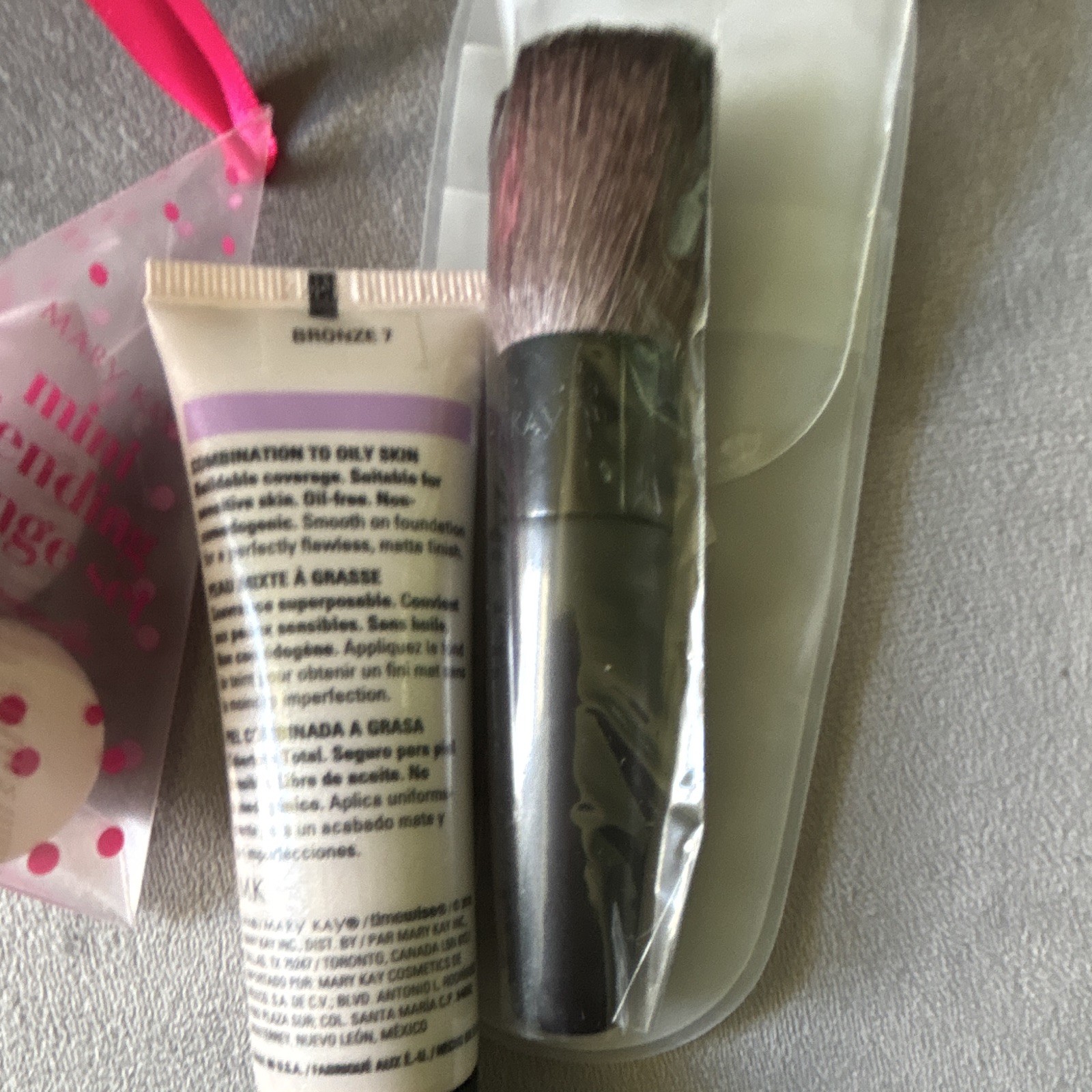 Mary Kay TimeWise Matte-Wear Foundation Bronze 7 w/ Brush + Sponge