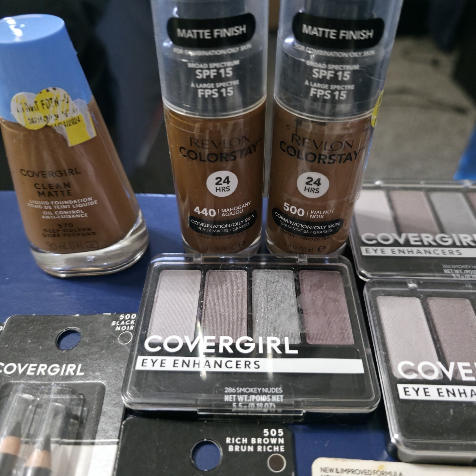 23 Pc Makeup Lot CoverGirl, Neutrogena, Almay And More! BRAND NEW