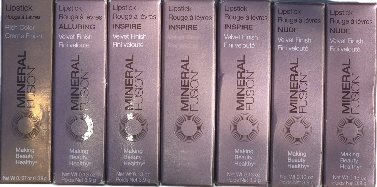 100 Pc Mineral Fusion Lot Foundation Mascara Lipstick Gloss Stain Blush Conceale