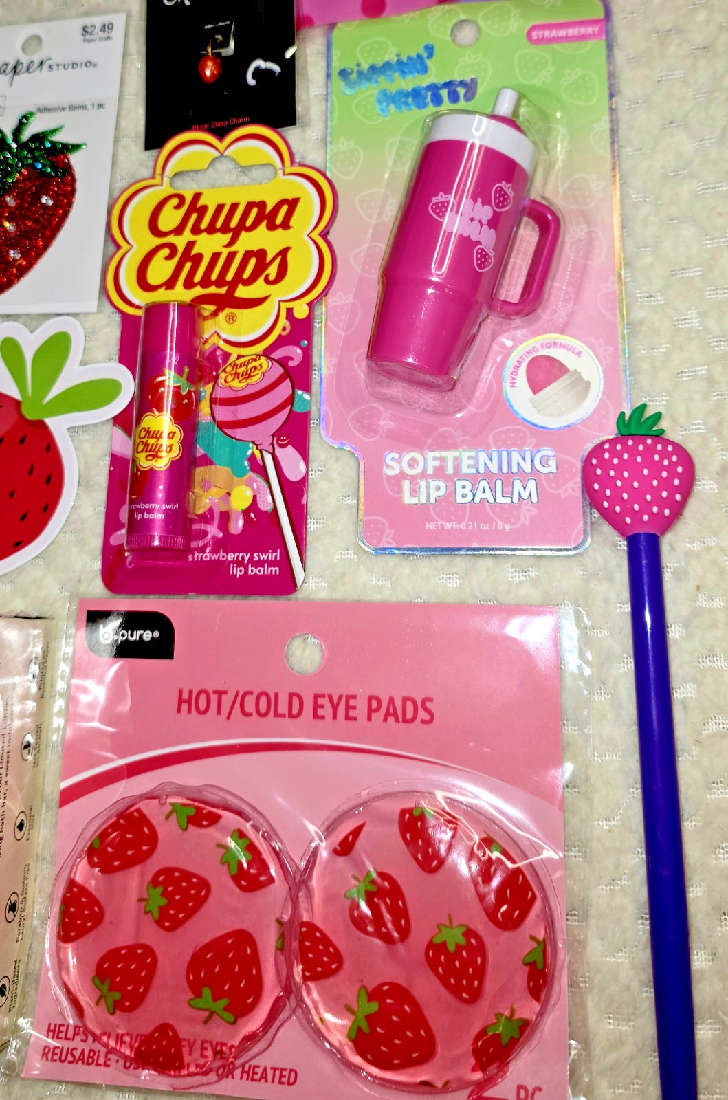 Strawberry Lovers 🍓 HUGE NEW GIFT LOT 30 Pcs Lip Gloss Balm Setting Powder