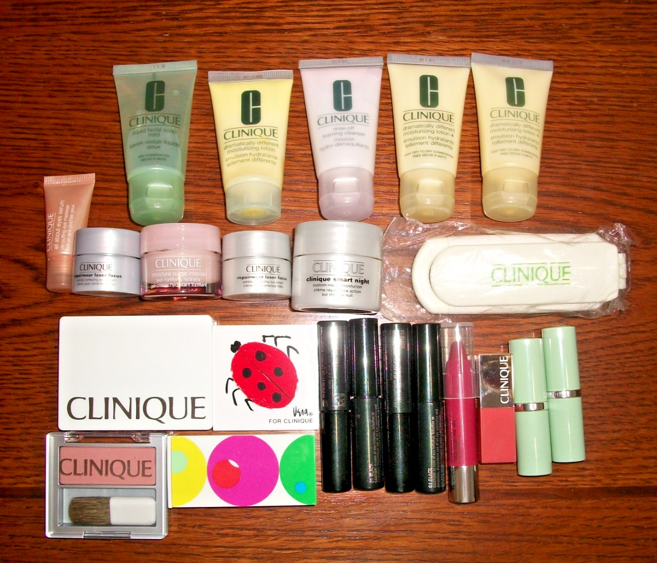 CLINIQUE LOT~23 MIXED TRAVEL SAMPLE SIZE