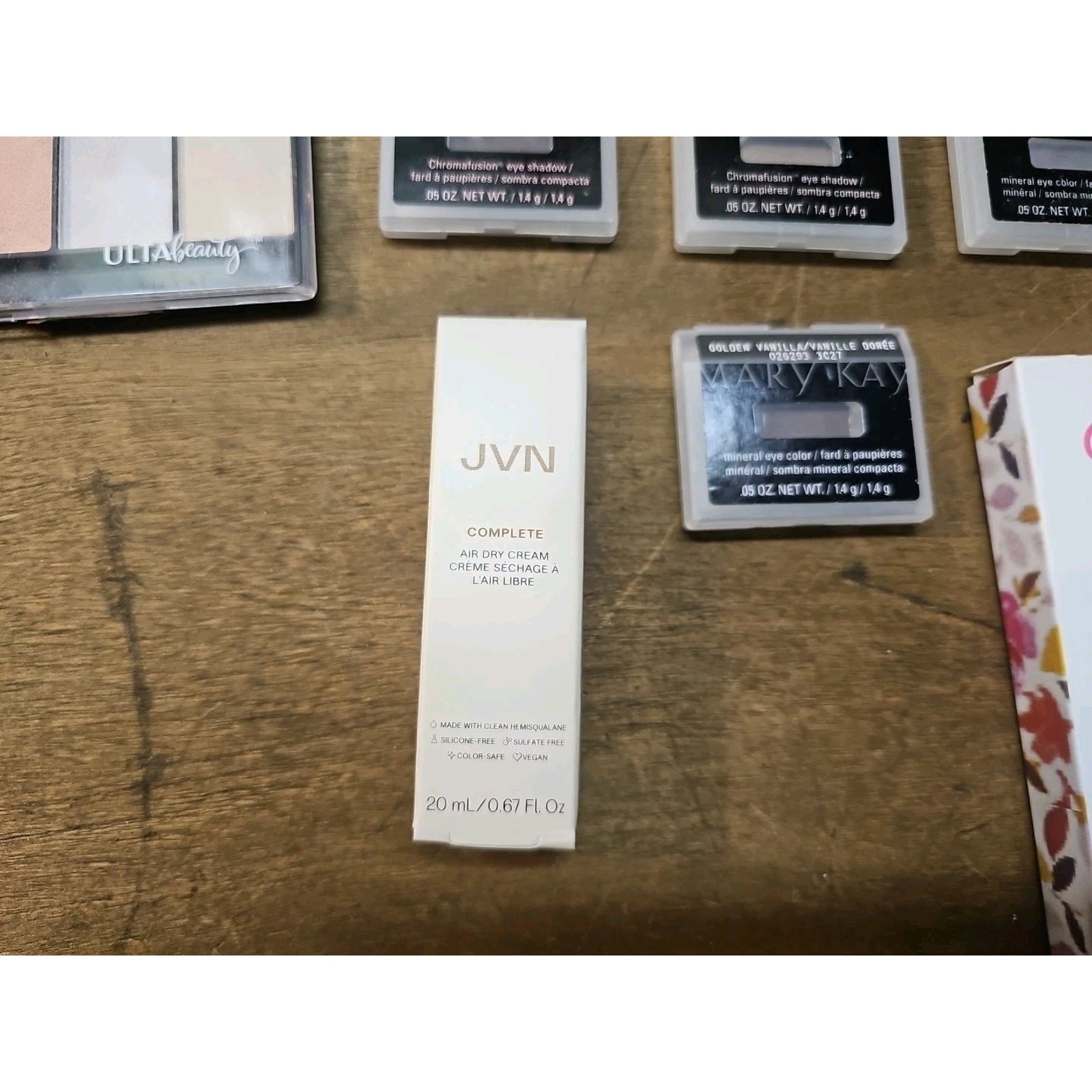 Lot of 19 High End Deluxe Skin Care, Make Up Beauty Products NIB Mary KAY JVN 🔥