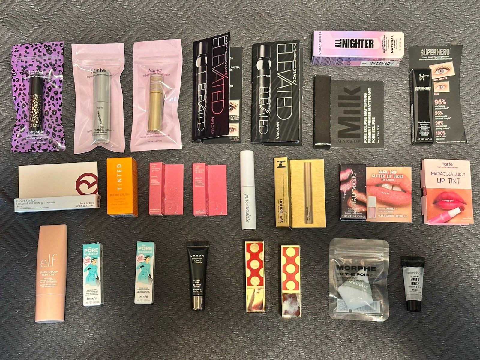 HUGE LOT Mixed Makeup FULL SIZED Sample Sized Mixed Brands NARS MAC Benefit REM