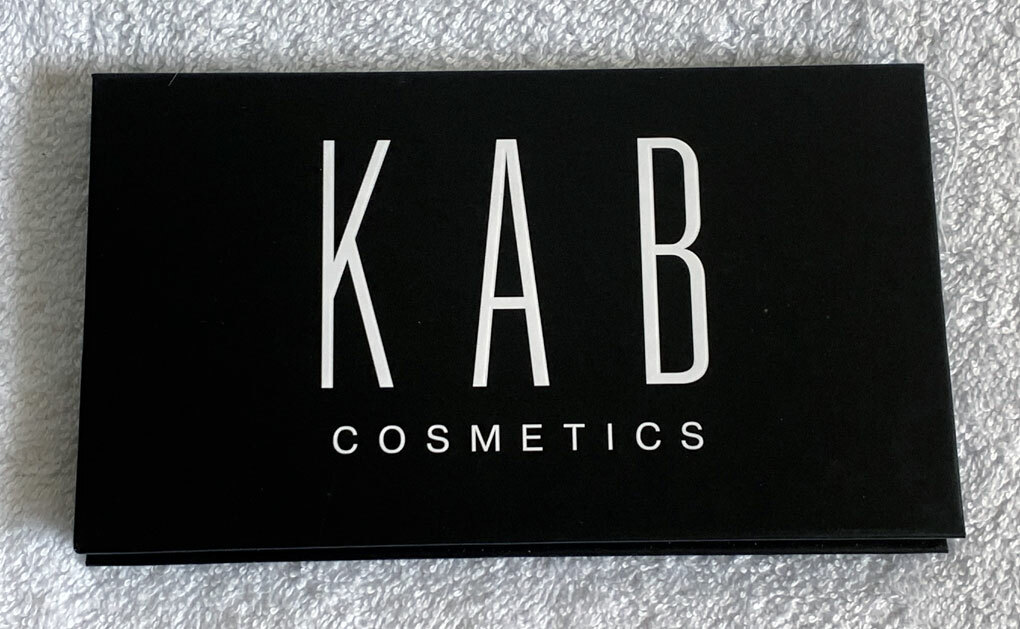 Boxy Charm Make Up Lot KAB Trestique Brow Tarte Shape Tape Lipstick Brushes 5 Pc