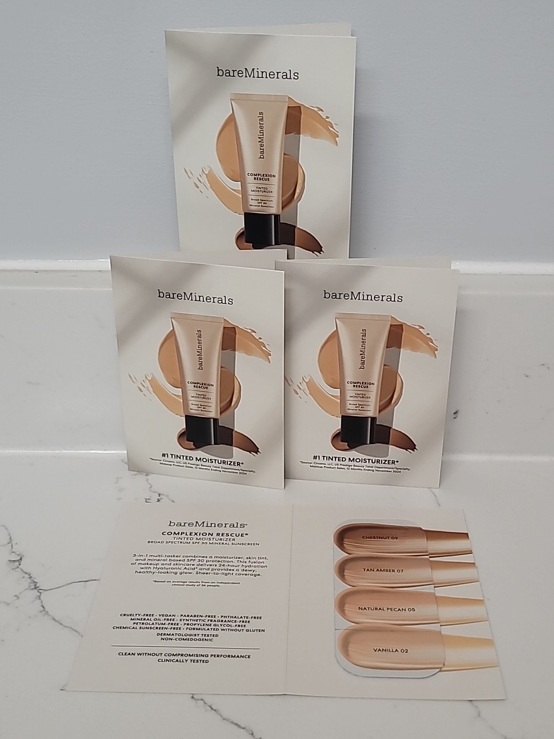 11 HIGH END TRAVEL SIZE FOUNDATION CONCEALER CARDS SAMPLES + COSMETIC BAG #GB91