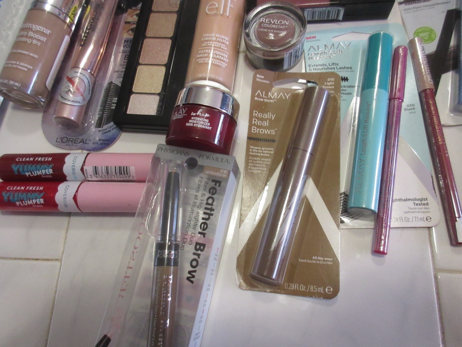 Make up lot 25pcs Maybelline, L’oreal, Elf, Cover girl, Revlon etc. Group 1