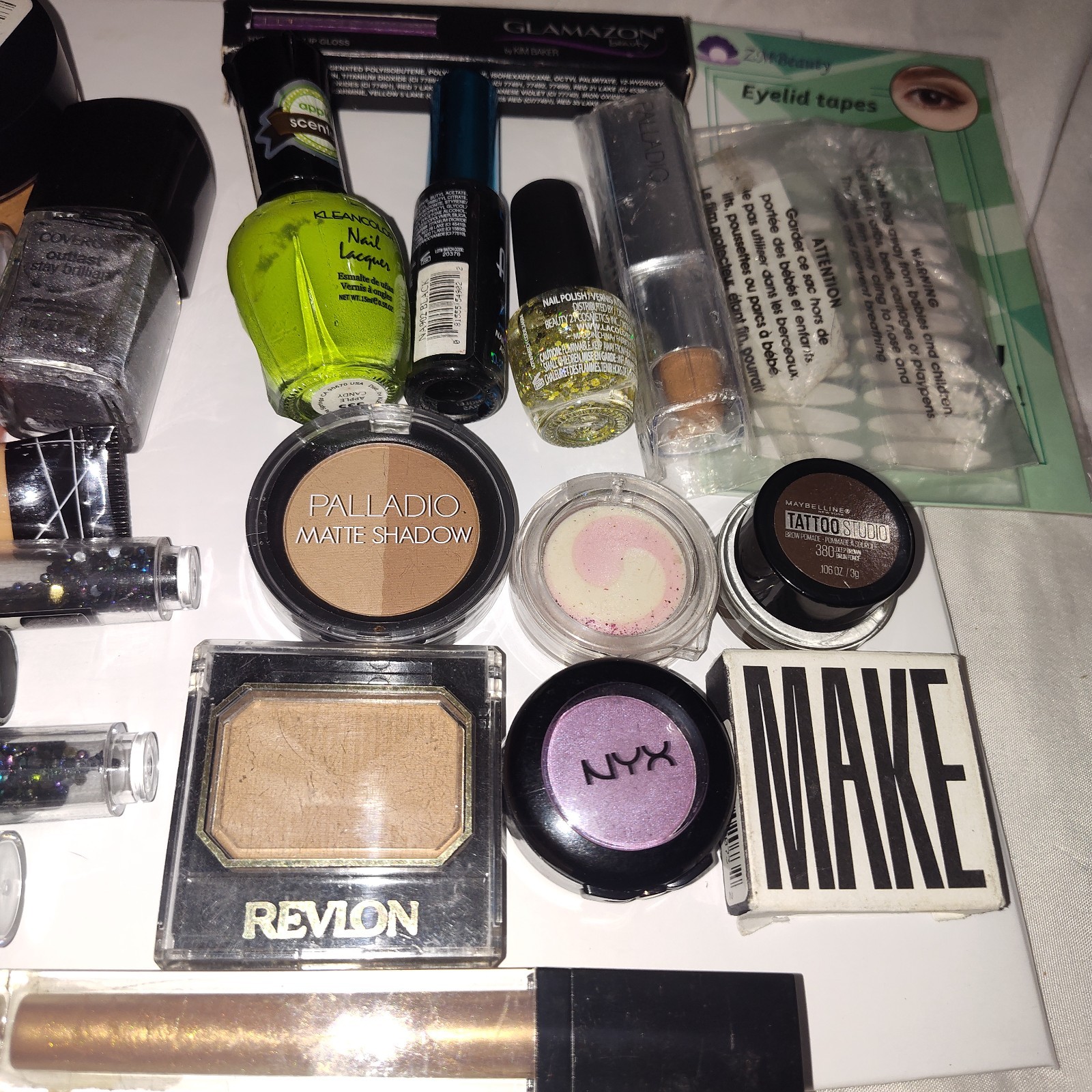 40 Piece Make Up Cosmetic Lot Assorted Brands Products and Colors