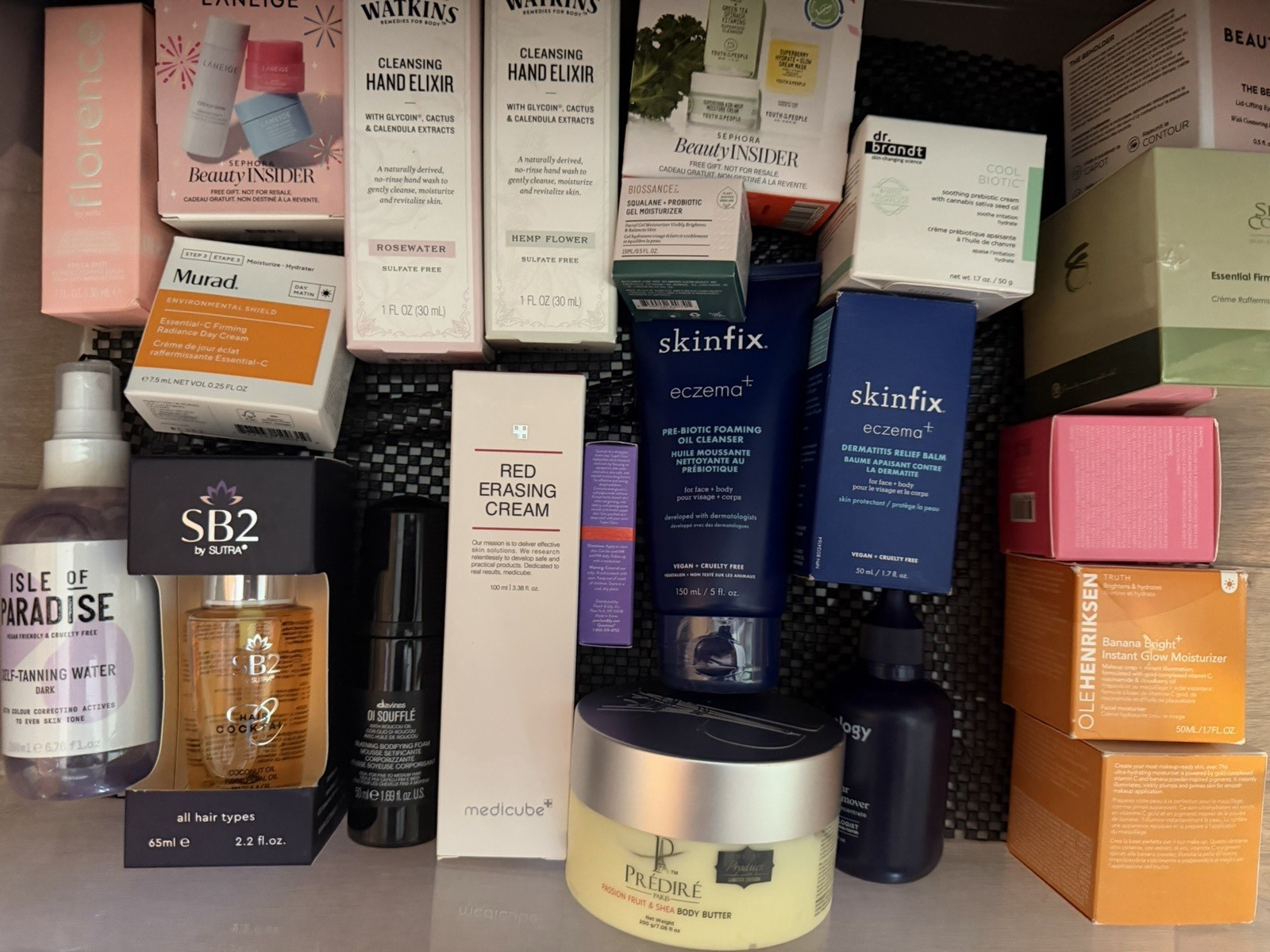 Assorted Full Size Beauty Lot: Rare Beauty Lip Oil, CT Palette, Prédiré Scrub