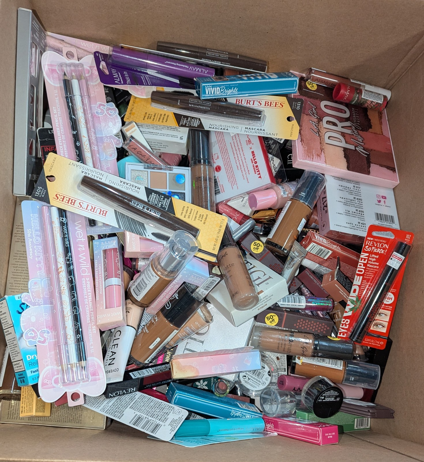 WHOLESALE LOT OF 100 PIECE ASSORTED LOREAL/MAYBELLINE+OTHER NAME BRAND COSMETICS