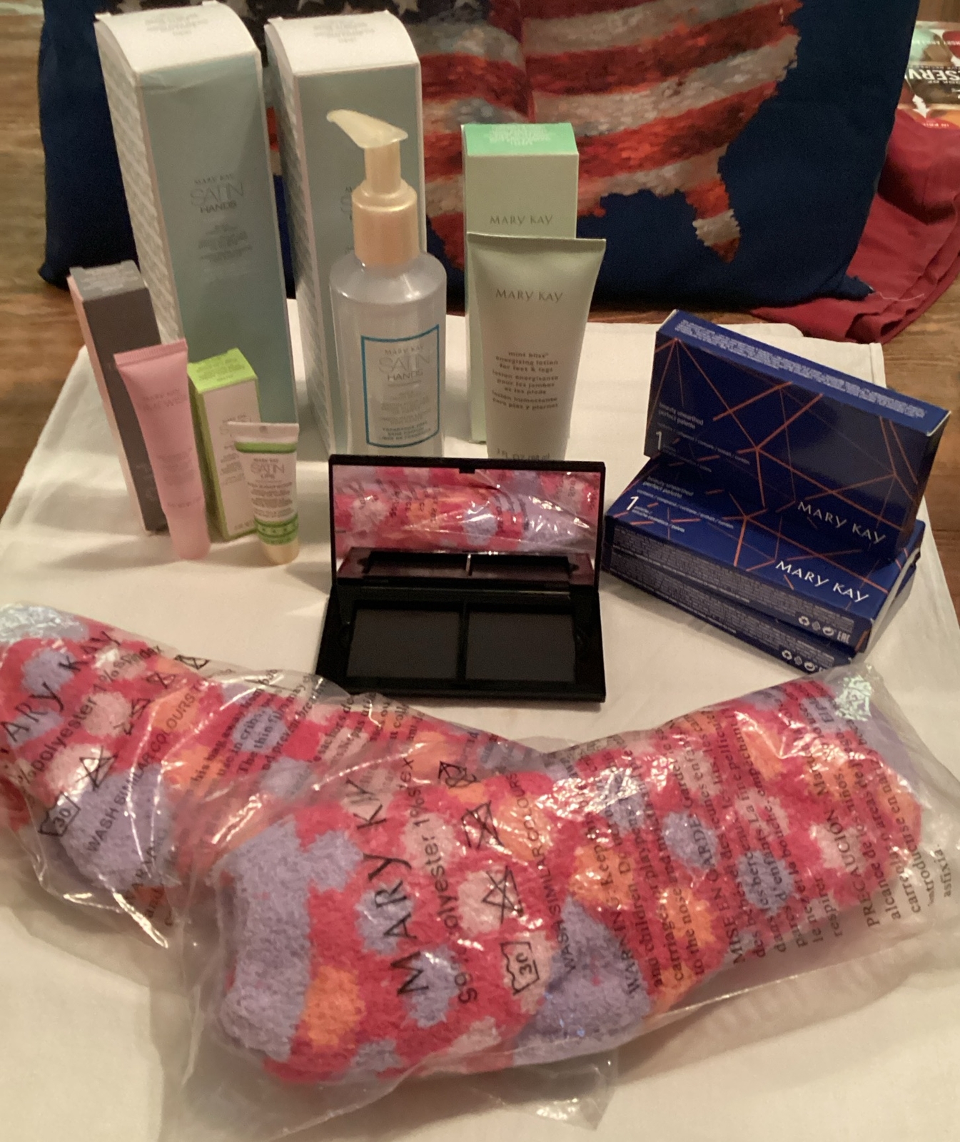 MARY KAY *Mixed Lot of (10) Pieces* NIB Beauty/Skin Care