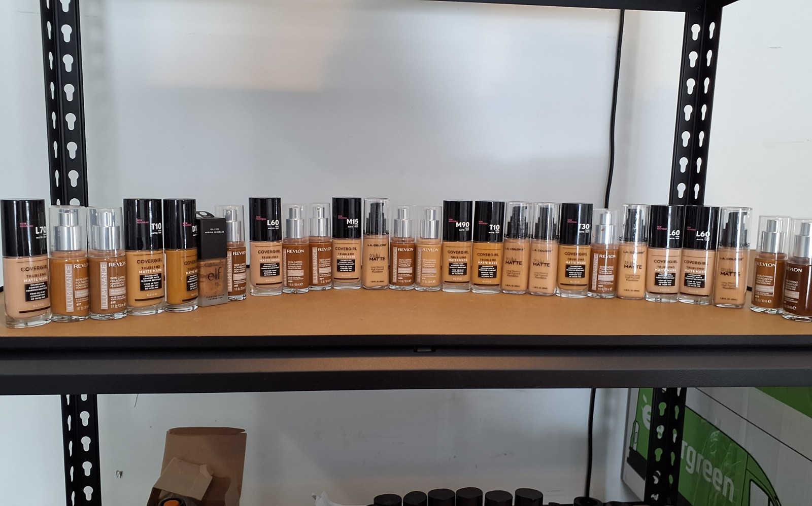 90 Pc Mixed Makeup Lot – CoverGirl e.l.f. Revlon L.A. Colors Cosmetic Bundle