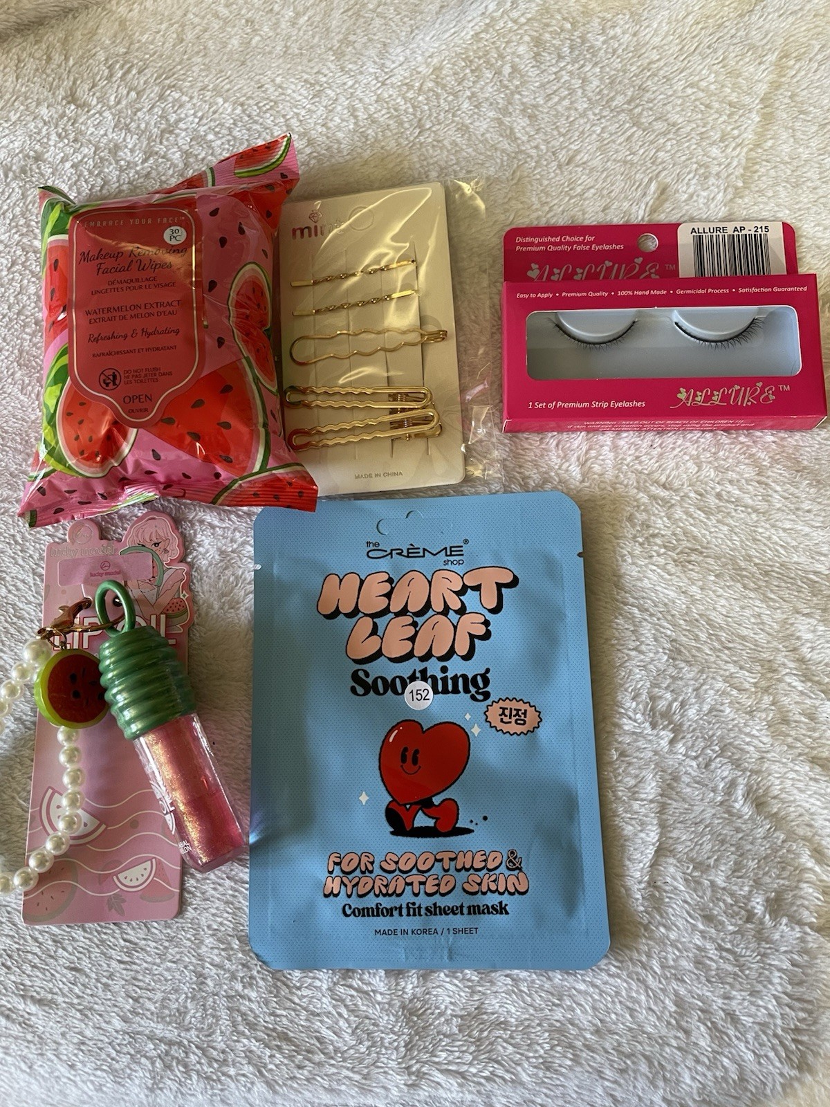 WatermeloBeauty Lot: The Crème Shop Heart Leaf Mask, Allure Lashes, Wipes, lip