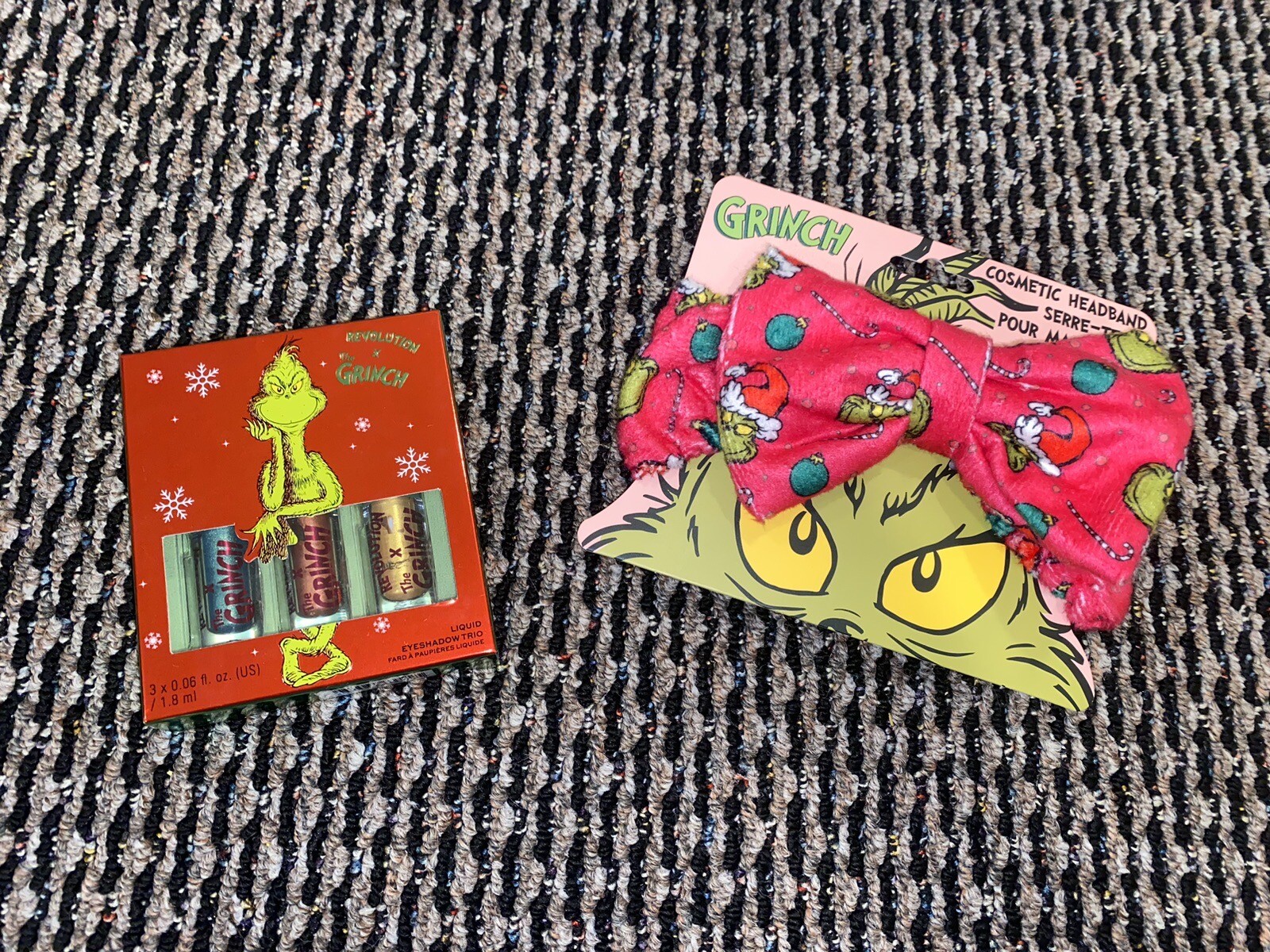 NEW / SEALED! The Grinch x Makeup Revolution Trio Eye & Headband Holiday Set 2